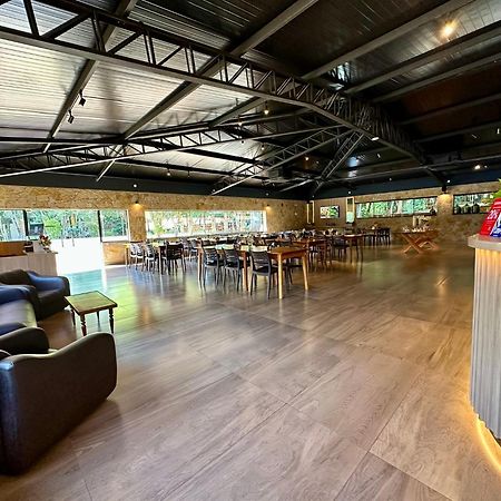 Hohenau Parque Hotel Manantial מראה חיצוני תמונה