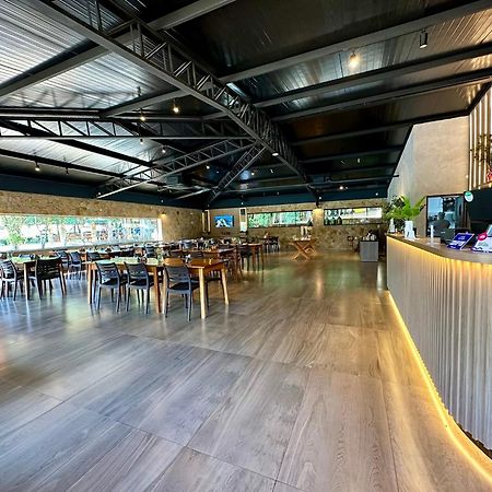 Hohenau Parque Hotel Manantial מראה חיצוני תמונה