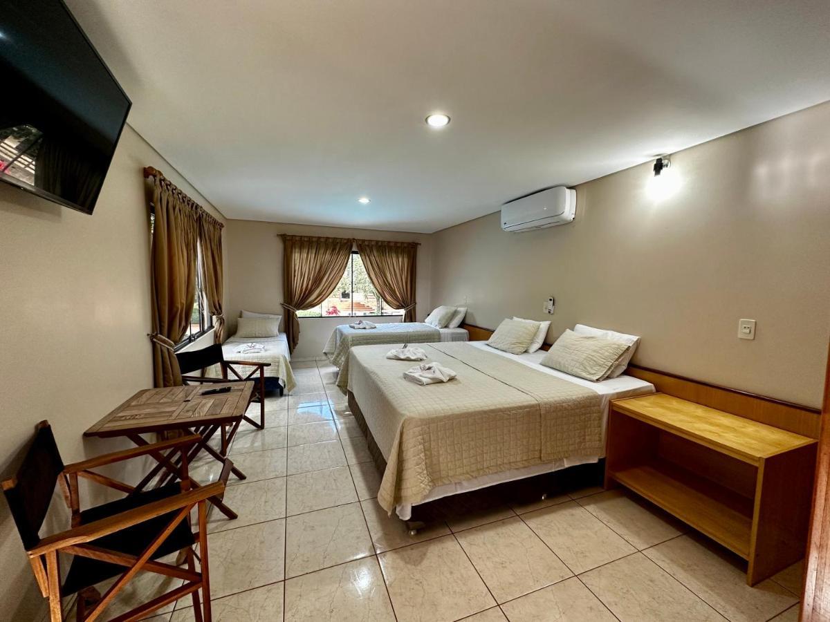 Hohenau Parque Hotel Manantial מראה חיצוני תמונה