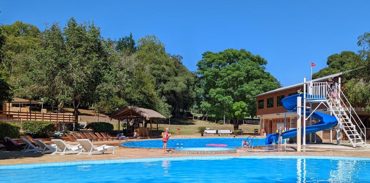 Hohenau Parque Hotel Manantial מראה חיצוני תמונה